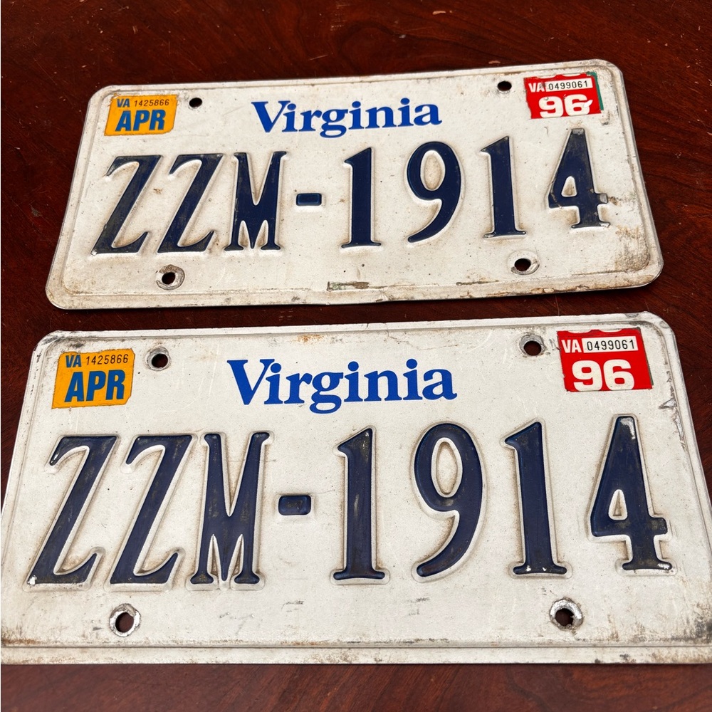 Vintage Virginia License Plates ZZ M-1914 - Pair, White & Blue